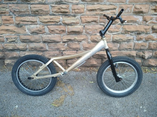 Inch onza mag - 20, t-mag